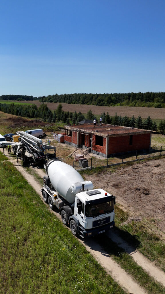 dji 20250923113340 0016 d.00 00 07 07.still003